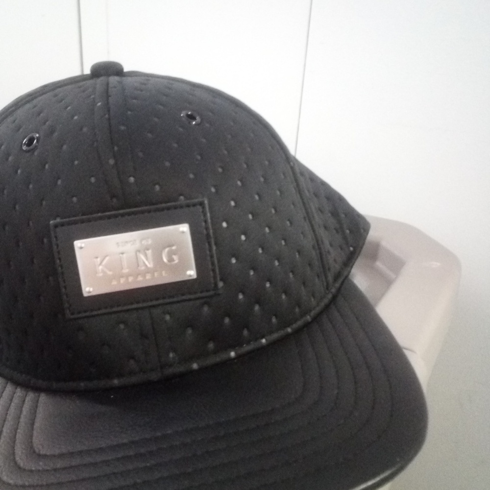 King Snapback - Picture 3 of 4